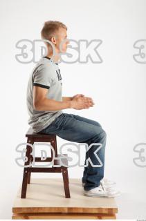 Sitting reference of Andrej 0014